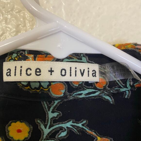 Alice + Olivia Black Velvet Burnout Paisley Blouse Size XS - Picture 2 of 6